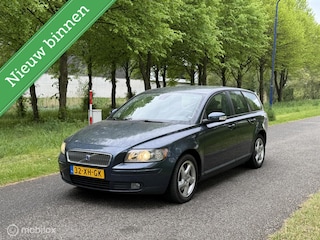 Volvo V50 2.4 Edition II*AUTOMAAT*ONDERHOUDEN*TREKHAAK*AIRCO