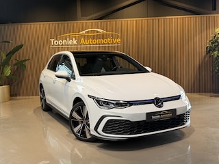 Volkswagen Golf 1.4 eHybrid GTE Panorama Vol leder interieur met Memory, Navigatie afneembaar Trekhaak