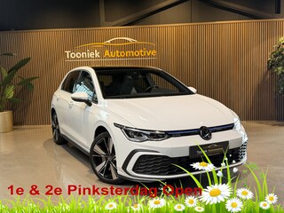 Volkswagen Golf 1.4 eHybrid GTE Panorama Vol leder interieur met Memory, Navigatie afneembaar Trekhaak