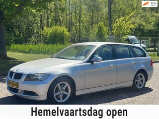 BMW 3-serie Touring 318i/AIRCO/CRUISE/PARKEERSENS ACHTER/TREKHAAK
