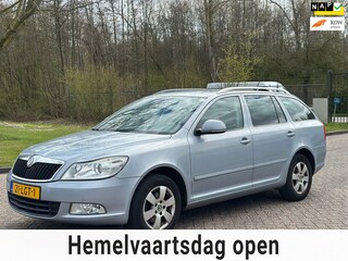 Skoda Octavia Combi 1.2 TSI Elegance/AIRCO/CRUISE/NAVI/PARKEERSENS VOOR-ACHTER/TREKHAAK