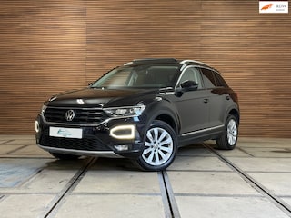 Volkswagen T-Roc 1.5 TSI Sport | Pano | ACC | LED | Virtual Cockpit | Camera