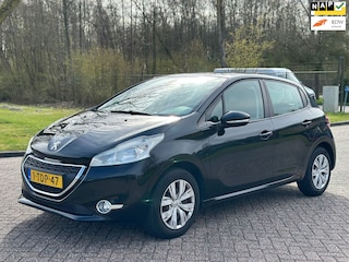 Peugeot 208 1.2 VTi Envy/AIRCO/CRUISE/NAVI/PARKEERSENS ACHTER