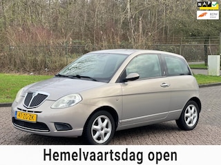 Lancia Ypsilon 1.2 Oro/AIRCO/ELECRAMEN VOOR/TREKHAAK