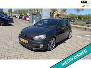 Volkswagen Golf 2.0 GTI Edition 211pk 2e eig. Clima Schuifdak PDC Geen import
