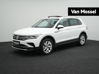 Volkswagen Tiguan 1.4 TSI eHybrid Elegance | Automaat | Apple Carplay/ Android Auto | Panorama Dak | Adaptive Cruise Control | Keyless | Matrix LED | Parkeersensoren V+A | 360 Camera | Navigatie | 12 Maand BOVAG Garantie! |