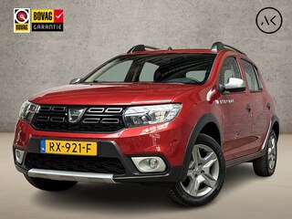 Dacia Sandero 0.9 TCe SL Stepway Automaat (NAVIGATIE, CAMERA, TREKHAAK, SPORTSTOELEN, CRUISE, ELEK RAMEN, NIEUWE APK, NIEUWSTAAT)