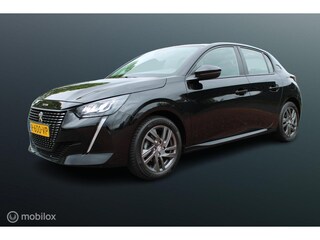 Peugeot 208 1.2 PureTech Active Pack, Pdc, App connect, Navi, Airco, 16 Inch Lmv.
