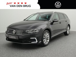 Volkswagen Passat Variant GTE 1.4 TSI PHEV 218 PK Highline | LED | Panoramadak | Achteruitrijcamera | Side Assist | Stoelverwarming |
