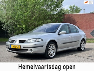 Renault Laguna 2.0-16V Tech Line Automaat*Navigatie*Trekhaak*Cruise*Clima*LM velgen*Parkeersensoren*APK*
