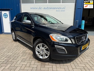 Volvo XC60 2.4 D5 215pk AWD R-Design / AUTOMAAT / NAVI / LEER / TREKHAAK