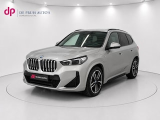 BMW X1 xDrive25e M Sport Pano Trekhaak Camera 19 Inch Kyless Live Cockpit Adaptief Demping Systeem
