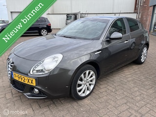 Alfa Romeo Giulietta 1.4 T Exclusive automaat apk 06-'27
