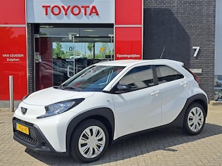 Toyota Aygo Play CAMERA ADAPTIVE CRUISE APPLE CAR PLAY & ANDROID AUTO