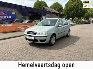 Fiat Punto 1.4-16V Dynamic AIRCO + NIEUWE APK!