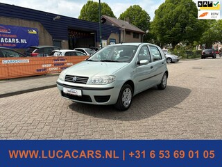 Fiat Punto 1.4-16V Dynamic AIRCO + NIEUWE APK!