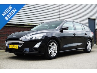 Ford Focus Wagon 1.0 EcoBoost Edition Business/Navigatie/Cruise/ Black Metallic.