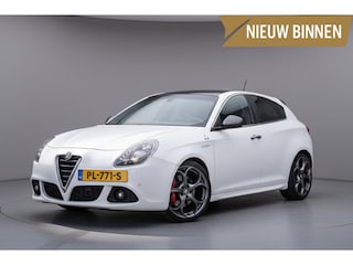 Alfa Romeo Giulietta 1.7 TBi 241pk Quadrifoglio Verde Pano|Bose|Alcantara|Documentatie-aanwezig