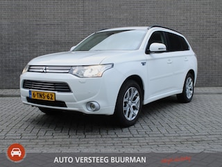 Mitsubishi Outlander 2.0 PHEV Instyle+ Leder, Airco, Navigatie, Keyless Entry/Start, AWD, Climate/Cruise Control