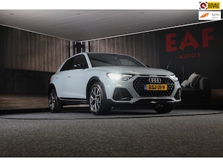 Audi A1 30 TFSI S Line / AUT / Cc / Lane Assist / Camera / Navi / Digital Cockpit / Matrix / Pdc / 18 Inch