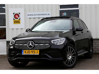 Mercedes-Benz GLC 300e 4MATIC AMG*Perfect Onderh.*Pano/Elek. Trekhaak/Night/Treeplanken/Diamond Grille/LED/DAB/Camera/Parkeersens.V+A/20 inch LM*
