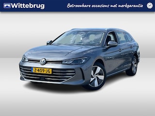 Volkswagen Passat Variant 1.5 eTSI 150PK Business / Resterende Fabrieksgarantie / Trekhaak / Digital Cockpit Pro / 17'' LMV / VW