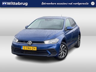 Volkswagen Polo 1.0 TSI 95PK Life / Parkeersensoren V+A / App Connect / Getint Glas / 15'' LMV / VW