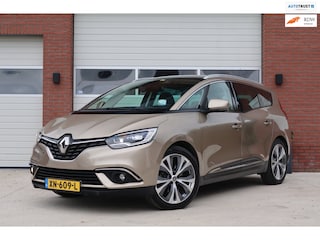 Renault Scénic 1.3 TCe 140pk Intens 7 persoons - Trekhaak - Panoramadak - Camera - Sfeerverlichting - PDC - Half leder