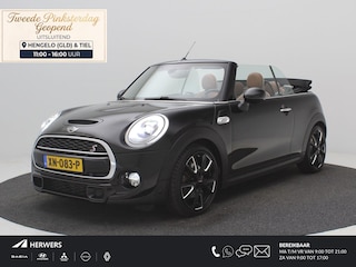 Mini Mini Cabrio 2.0 Chili Serious Business / Navigatie / Parkeersensoren voor en achter / Historie digitaal aanwezig / Stoelverwarming voor / Airco Climat Control / LMV / Elektrisch Cabriodak / Lederen bekleding /