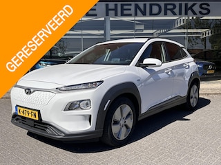 Hyundai Kona EV Fashion 64 kWh | SOH: 96,7% | Lage kmstand | 3 Fase | Warmtepomp | Blindspot |