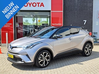 Toyota C-HR 1.8 Hybrid Bi-Tone TREKHAAK NAVIGATIE ADAPTIVE CRUISE CONTROL STOELVERWARMING