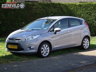 Ford Fiesta 1.25 Titanium met Airco en Trekhaak