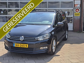 Volkswagen Touran 1.4 TSI Connected Series 7p/Trekhaak/Navi/AUR-cam/Ergo-stoel
