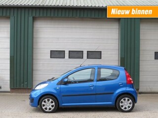 Peugeot 107 1.0-12V XS