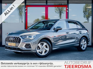 Audi Q3 35 TFSI Advanced edition Plus | 1e Eigenaar | Trekhaak (wegklapbaar) | Origineel Nederlands | Camera | Elektrisch verstelbare stoel(en) met geheugen | Chronos Grijs Metallic | LED | Alcantara | Virtual Cockpit | Elektrische Kofferklep |