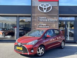 Toyota Yaris 1.5 Hybrid Dynamic | Trekhaak | LM Velgen