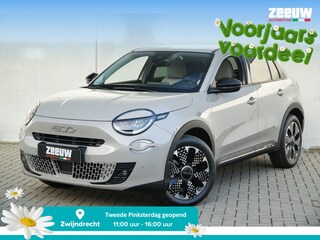 Fiat 600 1.2 Hybrid 145 PK La Prima | Navi | Camera | Carplay