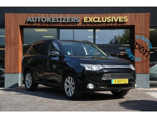 Mitsubishi Outlander 2.0 PHEV instyle Navi Leer PDC Clima Stoelverw.