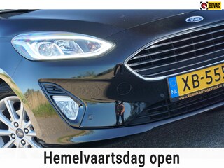 Ford Fiesta 1.0 EcoBoost Titanium AUTOMAAT | Panther Black | Carplay/Winterpack/Camera
