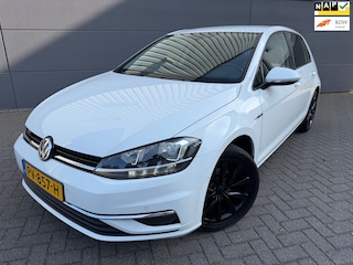 Volkswagen Golf 1.0 TSI Business *DIGITAL COCKPIT*CAMERA*NEW APK*CRUISE*NAVI*PARK SENSOREN*CarPlay*