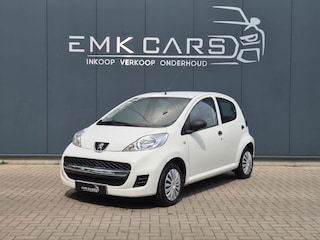Peugeot 107 1.0-12V XR
