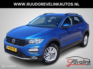 Volkswagen T-Roc TSI 110 PK H6 Style Navigatie Stoelverw DonkerGlas Chroom Clima