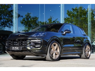 Porsche Cayenne 3.0 E-Hybrid / Dark Olive P.T.S.
