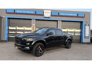 Dodge Ram 1500 5.7 V8 4x4 Crew Cab Limited HEAD UP DISPLAY, LUCHTVERING, CAMERA FULL OPTIONS