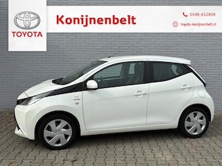 Toyota Aygo 1.0 VVT-i X-Play 5-deurs | NL auto | Airco | CPV