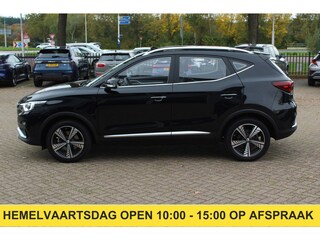 MG ZS EV Luxury 45 kWh / SoH 89,7% / Panoramadak / Camera / Leder / 17'' / Keyless / Navigatie / ACC / Dodehoek / DAB / Stoelverwarming
