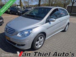 Mercedes-Benz B-klasse 170 navigatie airco