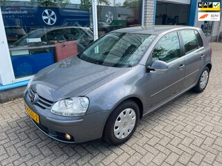 Volkswagen Golf 1.6 Trendline