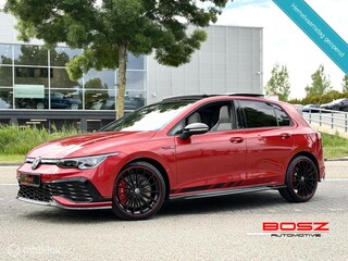 Volkswagen Golf 8 2.0 TSI GTI CLUBSPORT PANO HDUP AKRA VOL