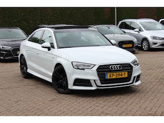 Audi A3 Limousine 35 TFSI CoD Sport S Line Edition / Panoramadak / Virtual Cockpit / Half leder / Navigatie / 18'' / Stoelverwarming / DAB / Cruise Control
